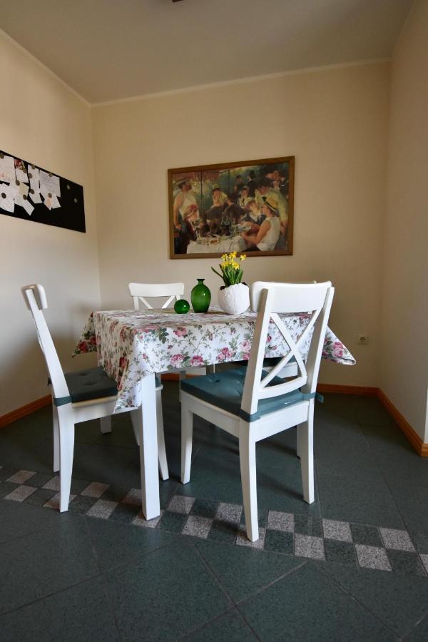 Ferienwohnung Eifelmittendrin Waxweiler Bagian luar foto