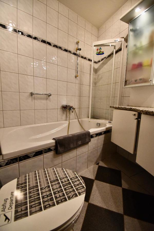Ferienwohnung Eifelmittendrin Waxweiler Bagian luar foto